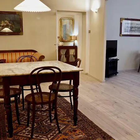 Apartment Palazzo Colombini *